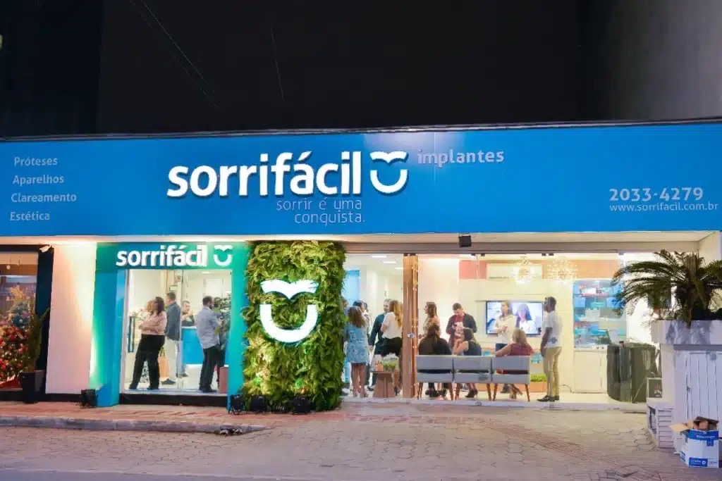 Fachada da Sorrifácil Itapema